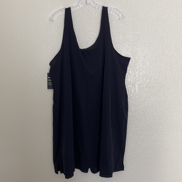 ‼️ONLY 1‼️ Nike Women’s Training Dress w/Built in Bodysuit Plus Size 3X - Picture 3 of 10